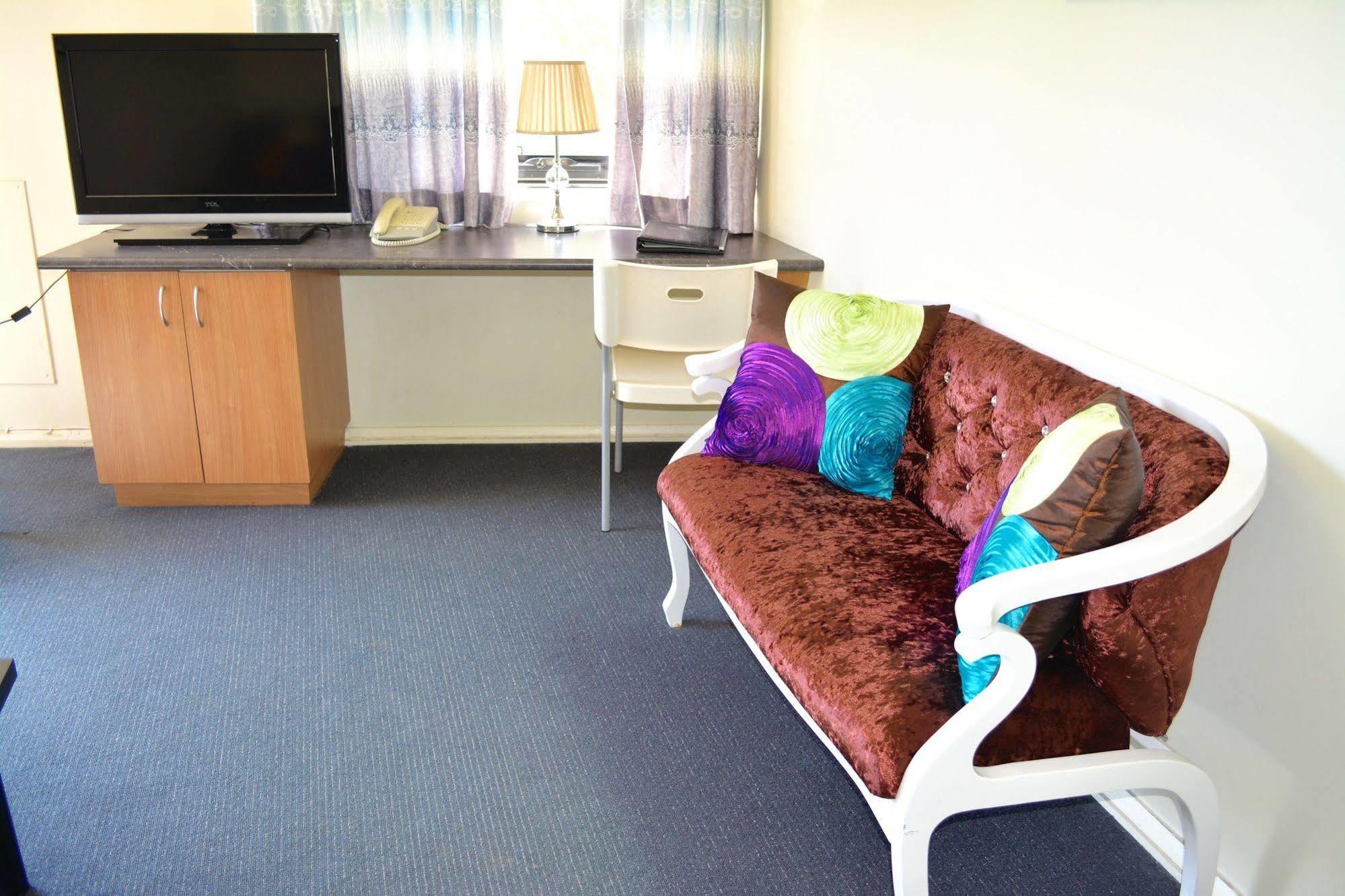 Albert Heights Serviced Apartments Melbourne Exterior photo