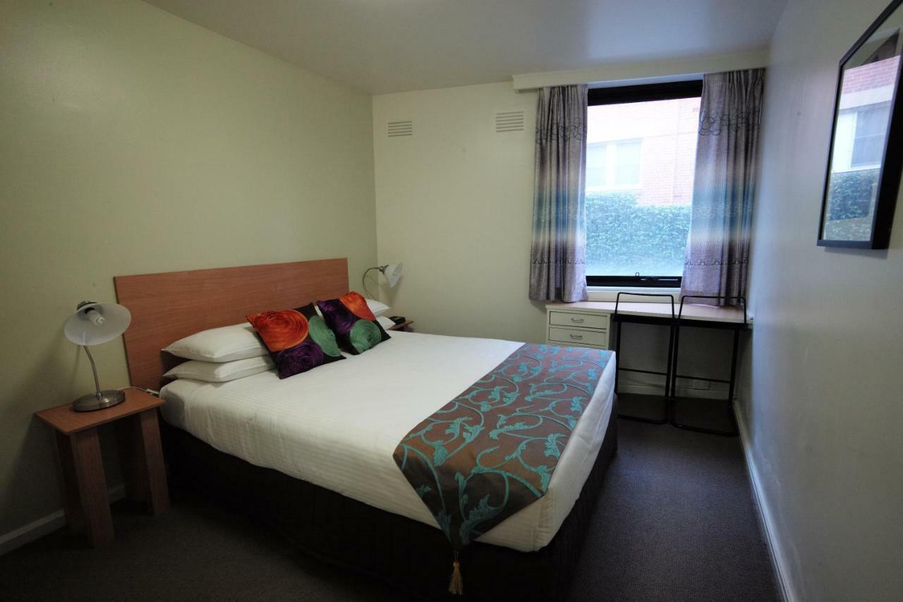 Albert Heights Serviced Apartments Melbourne Exterior photo