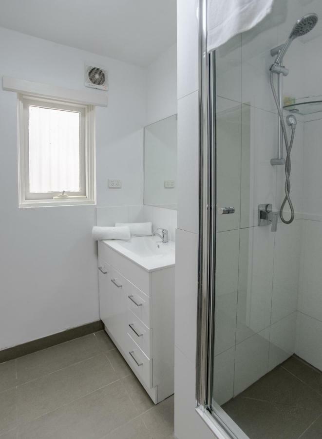 Albert Heights Serviced Apartments Melbourne Exterior photo
