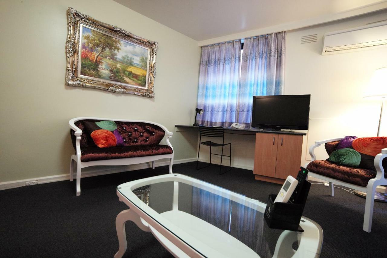 Albert Heights Serviced Apartments Melbourne Exterior photo